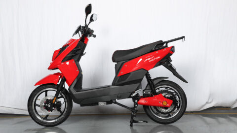 Photo-Album-_Electric Bicycle_UM-DB03_Lf._side_Red