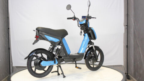 Photo-Album-_Electric Bicycle_UM-DB05_Rt._side2_Blue