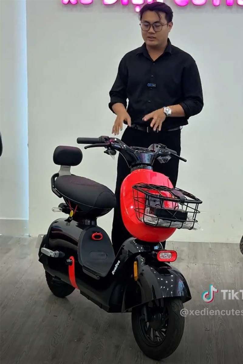 Photo-Gallery-Users Sharing-Carousel_Electric Bicycle_UM-DB02_10