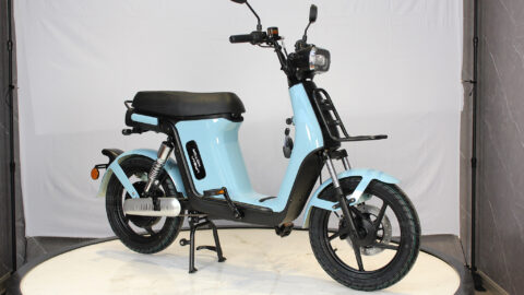 Photo-Album-_Electric Bicycle_UM-DB08_Rt._side1_Blue
