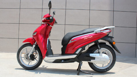 Photo-Album-_Electric Bicycle_UM-DS01_Lf._Red