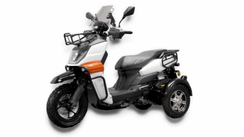 Photo-Album-_Tricycle_UM-YT03_Lf._side1_White