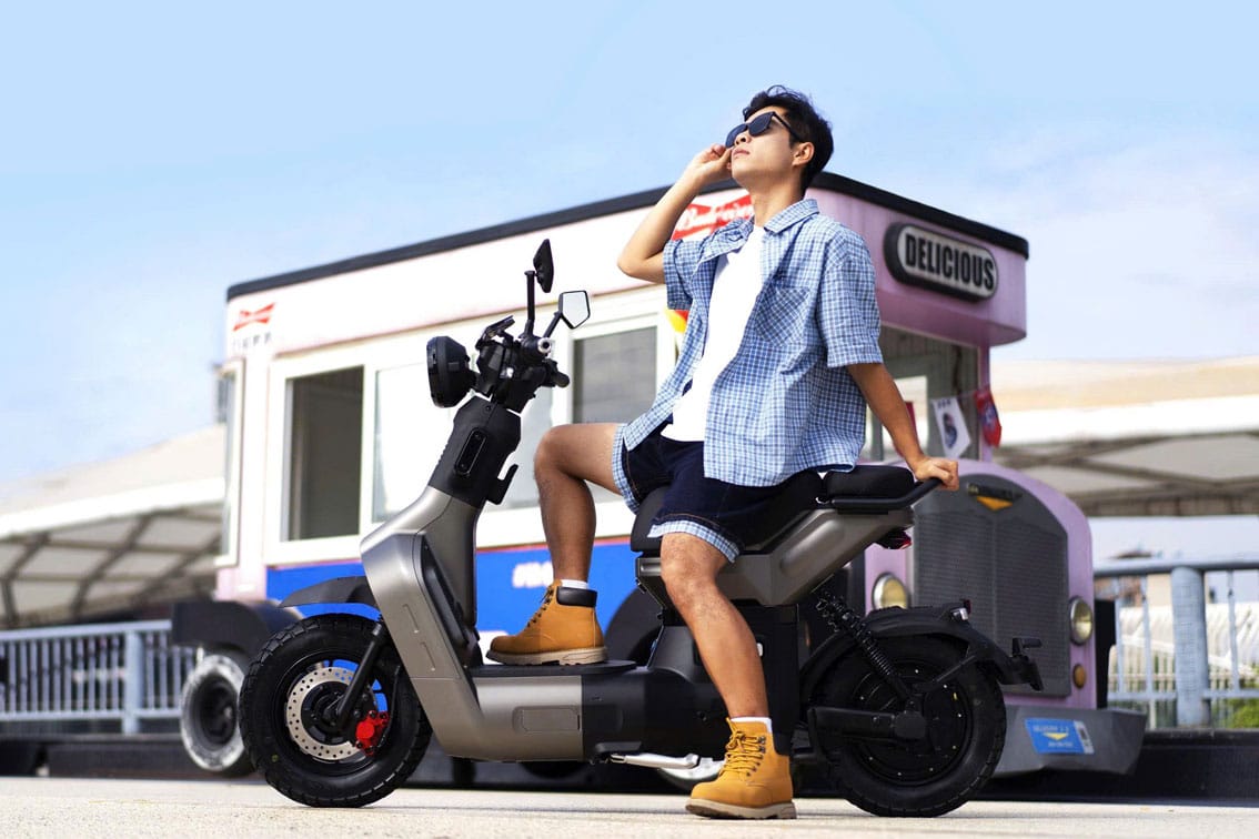 Photo-Gallery-Model Gallery_UM-DB10_5