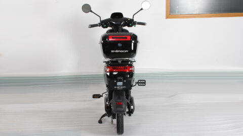 Photo-Album-_Electric Bicycle_UM-DB06_Rr._Black