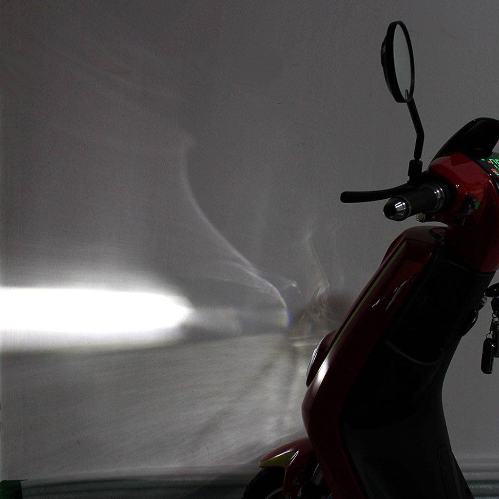 Photo-Gallery-Carousel_Electric Bicycle_UM-DB06_LED fr. lamp at night