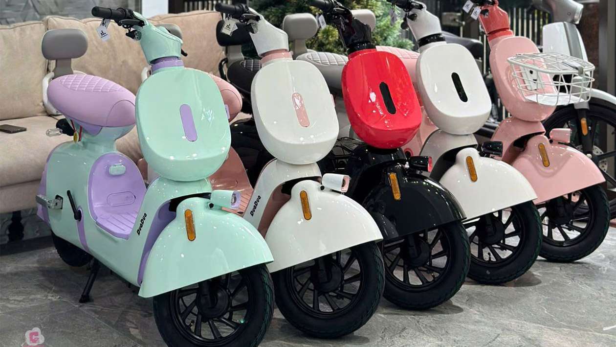 Photo-Gallery-Users Sharing-Carousel_Electric Bicycle_UM-DB02_1