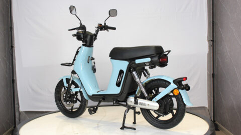 Photo-Album-_Electric Bicycle_UM-DB08_Lf._side2_Blue
