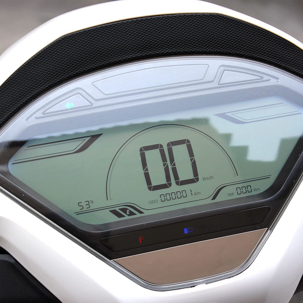 Photo-Gallery-Carousel_Electric Scooter_UM-DS01_LED speedomoter