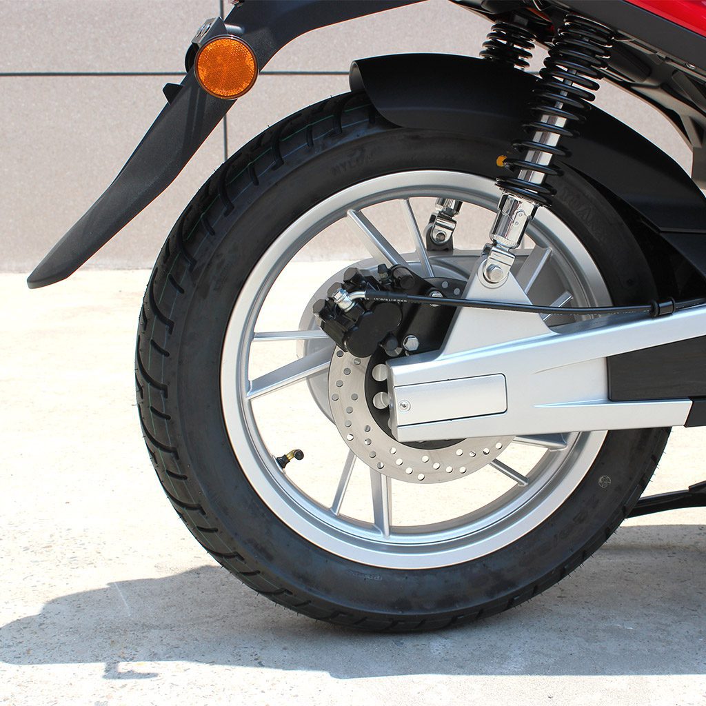 Photo-Gallery-Carousel_Electric Scooter_UM-DS01_Shinwin rated power 3000W PMSM mid-drive motor